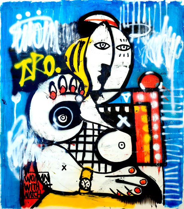 EGHNĀ - Woman with a watch